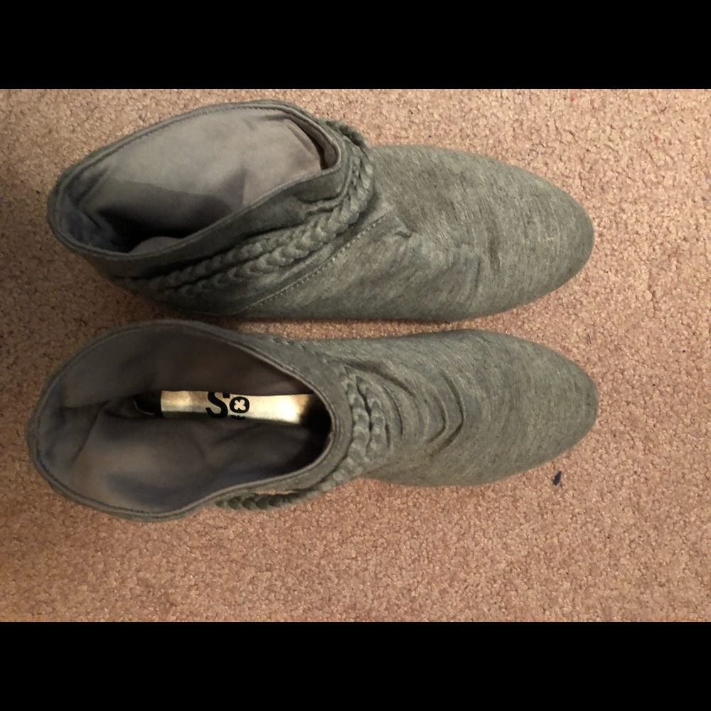 SO grey booties
